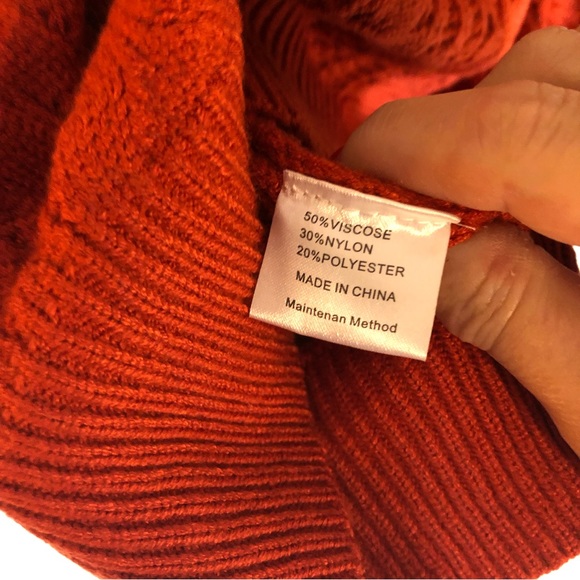 Merokeety Deep V Neck Crochet Knit Sweater Size L NEW Color Rust NEW - Picture 4 of 4